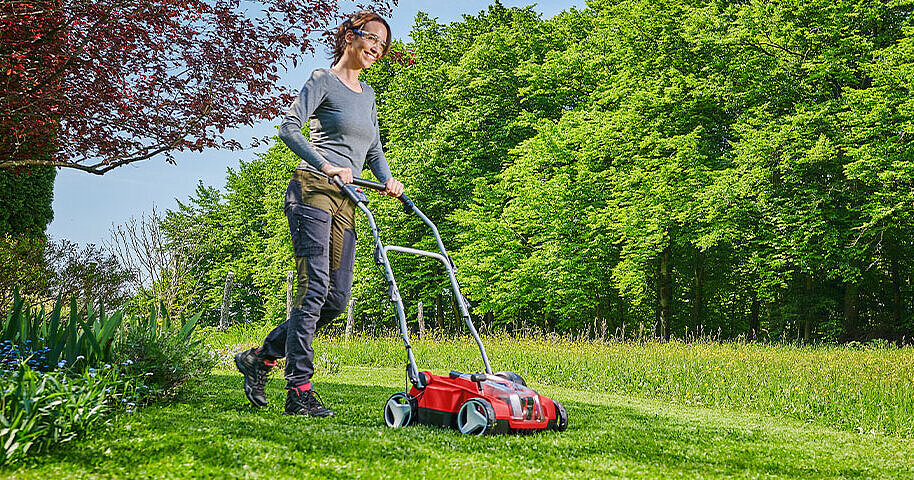 Rasen lüften Wie, wann und womit? Einhell Blog